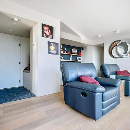 Duplex In By The Seawall * Knokke-Heist