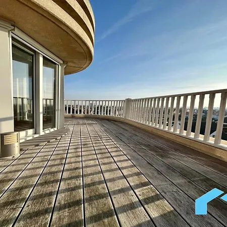 Apartment Duplex With Hinterland Views